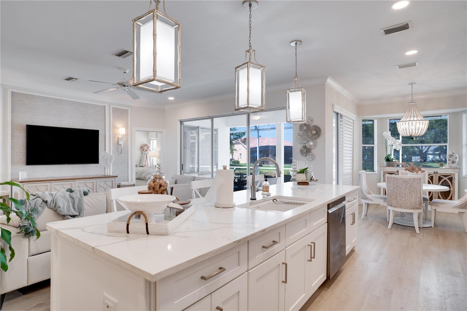 Image 22 of 52 For 4039 Westbourne Circle