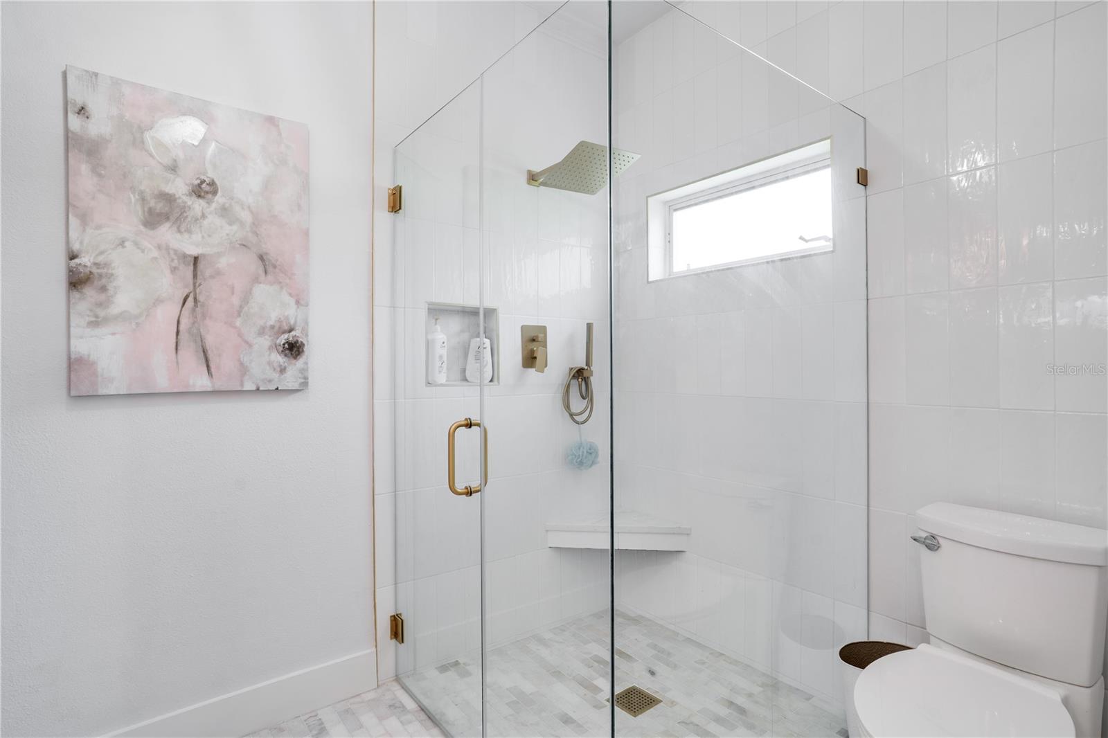 Image 25 of 52 For 4039 Westbourne Circle