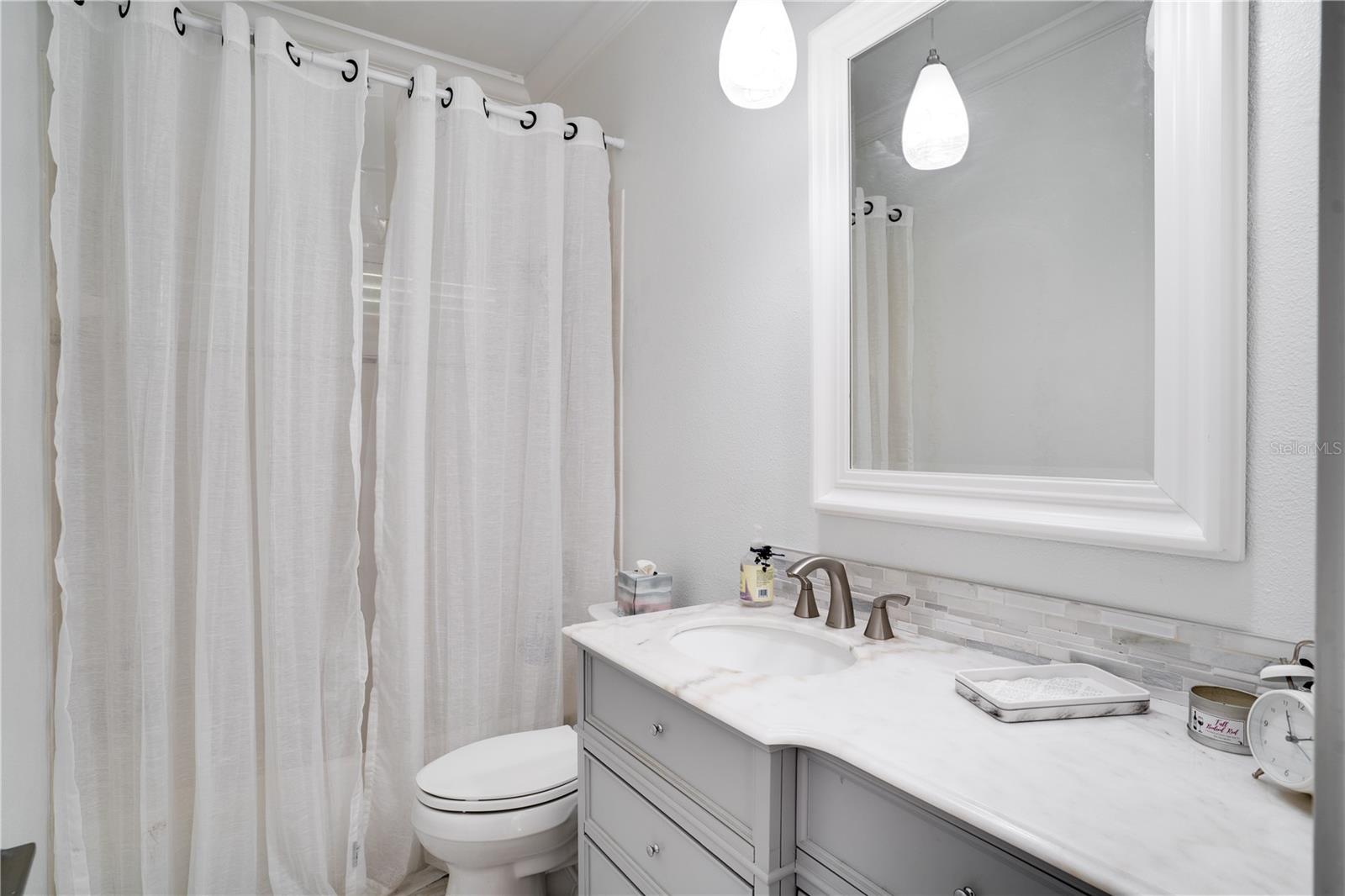 Image 31 of 52 For 4039 Westbourne Circle