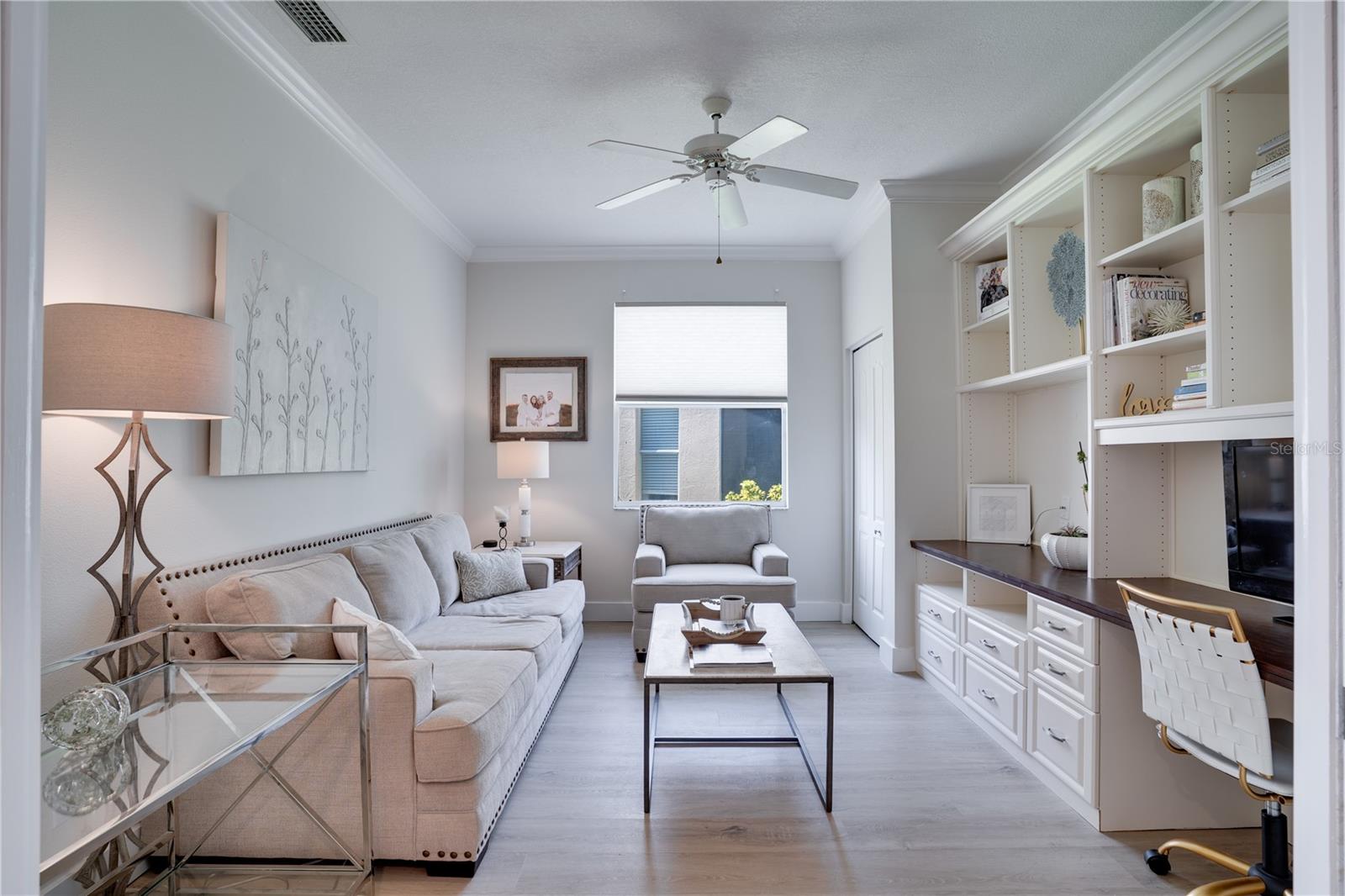 Image 32 of 52 For 4039 Westbourne Circle