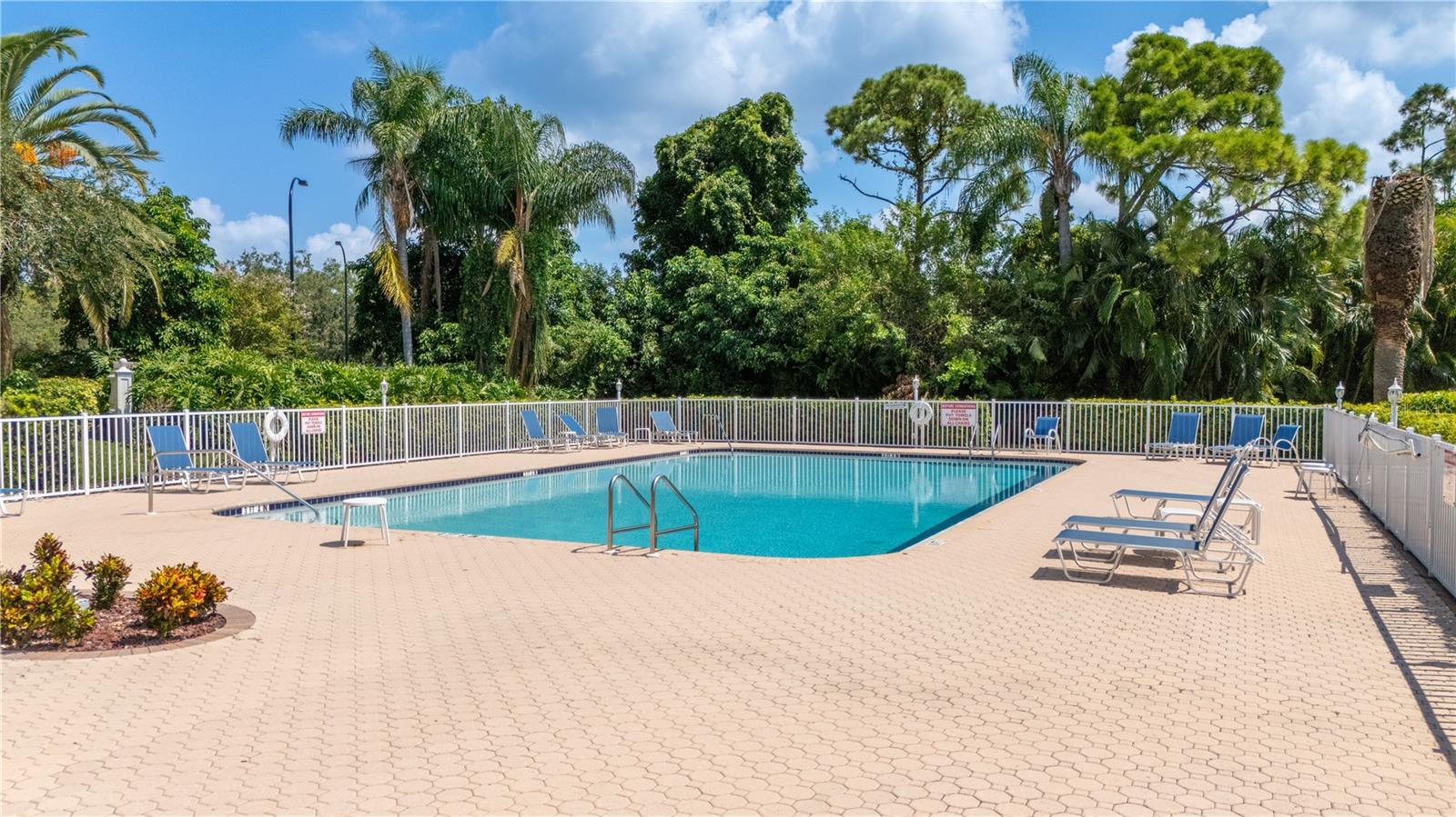 Image 46 of 52 For 4039 Westbourne Circle