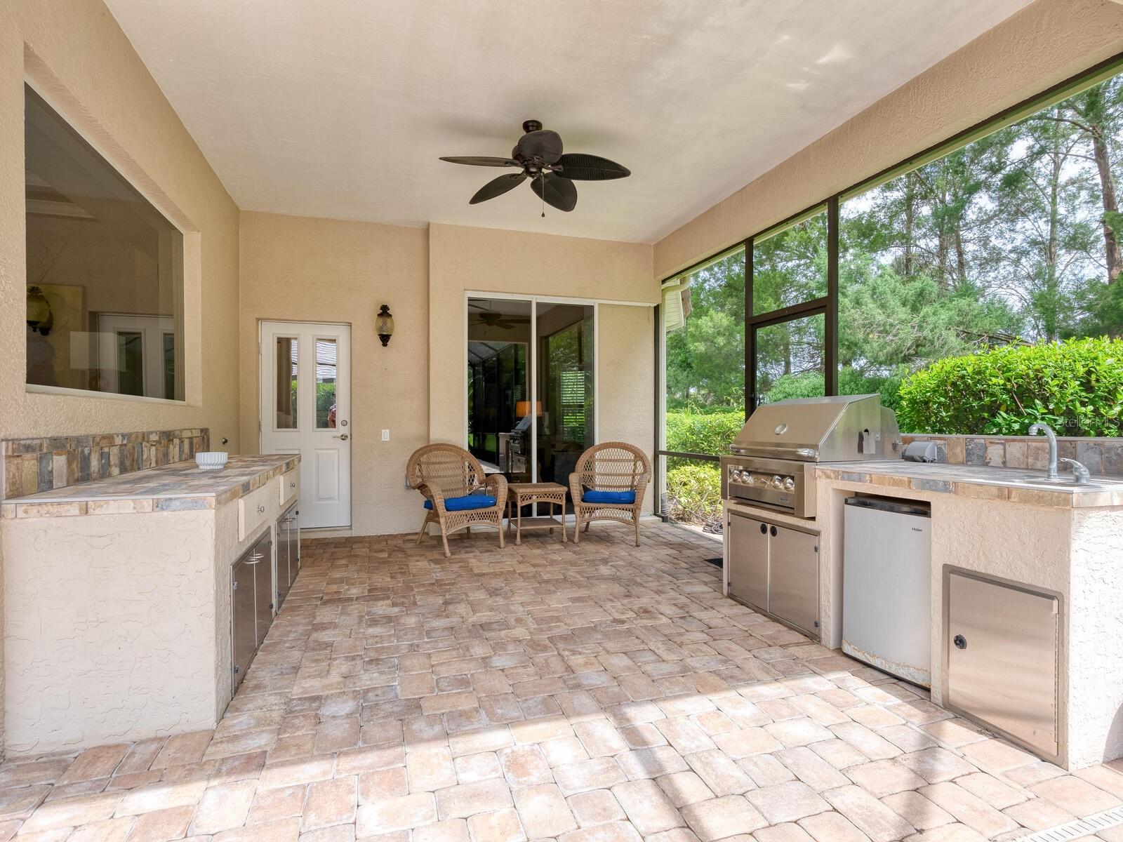 Image 29 of 52 For 6835 Turnberry Isle Court
