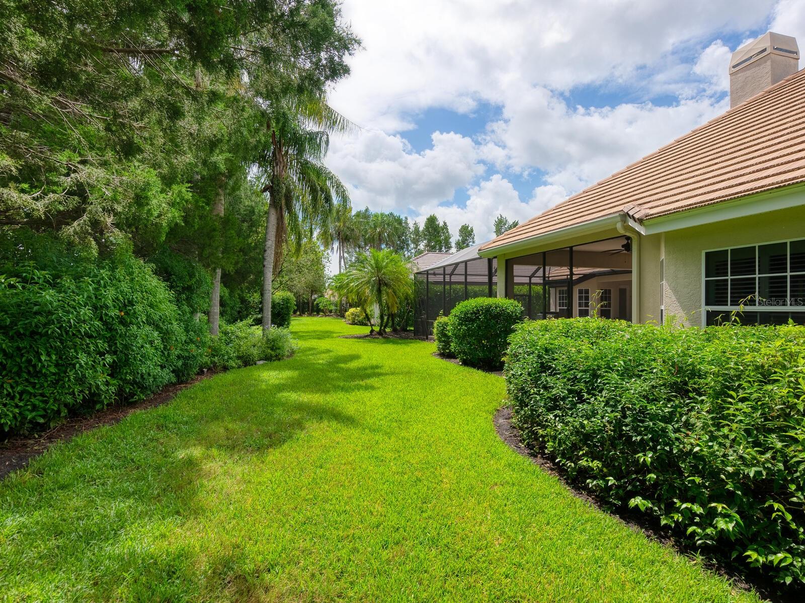 Image 36 of 52 For 6835 Turnberry Isle Court
