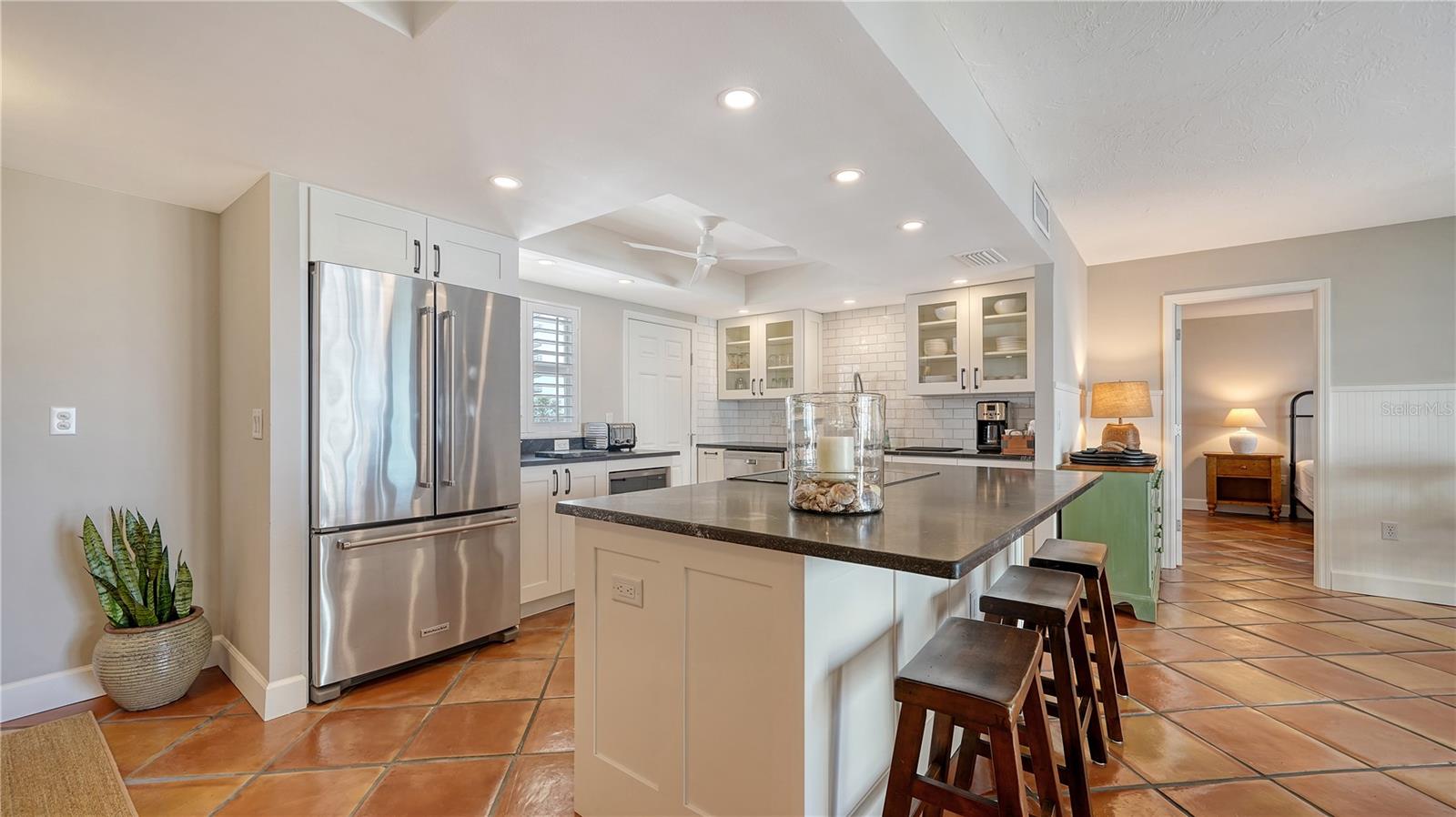 Image 11 of 54 For 800 Benjamin Franklin Drive 406