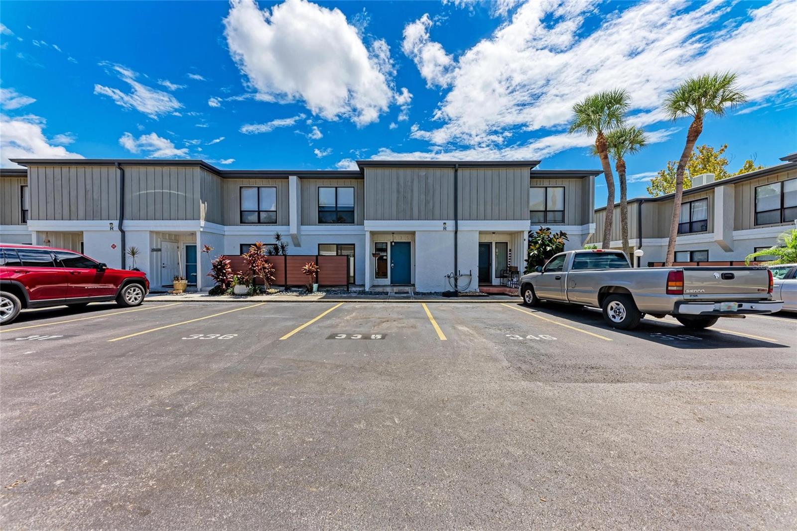 Image 2 of 49 For 4001 Beneva Road 335