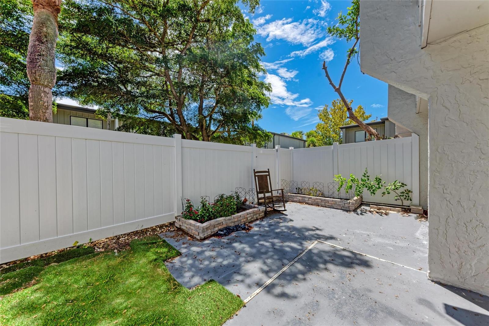 Image 36 of 49 For 4001 Beneva Road 335