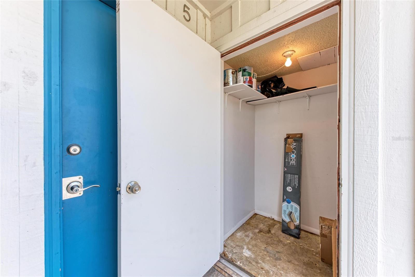 Image 39 of 49 For 4001 Beneva Road 335