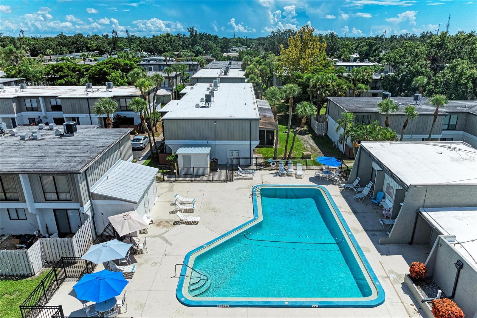 Image 42 of 49 For 4001 Beneva Road 335