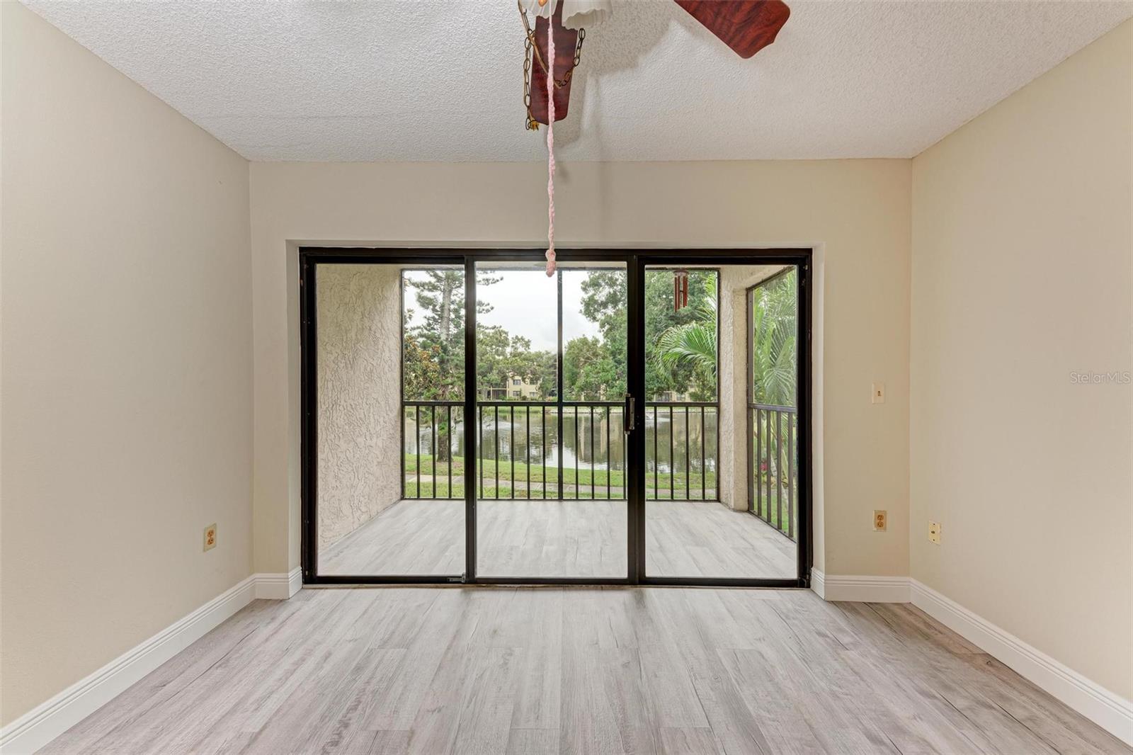 Image 11 of 52 For 425 30th Avenue W C203