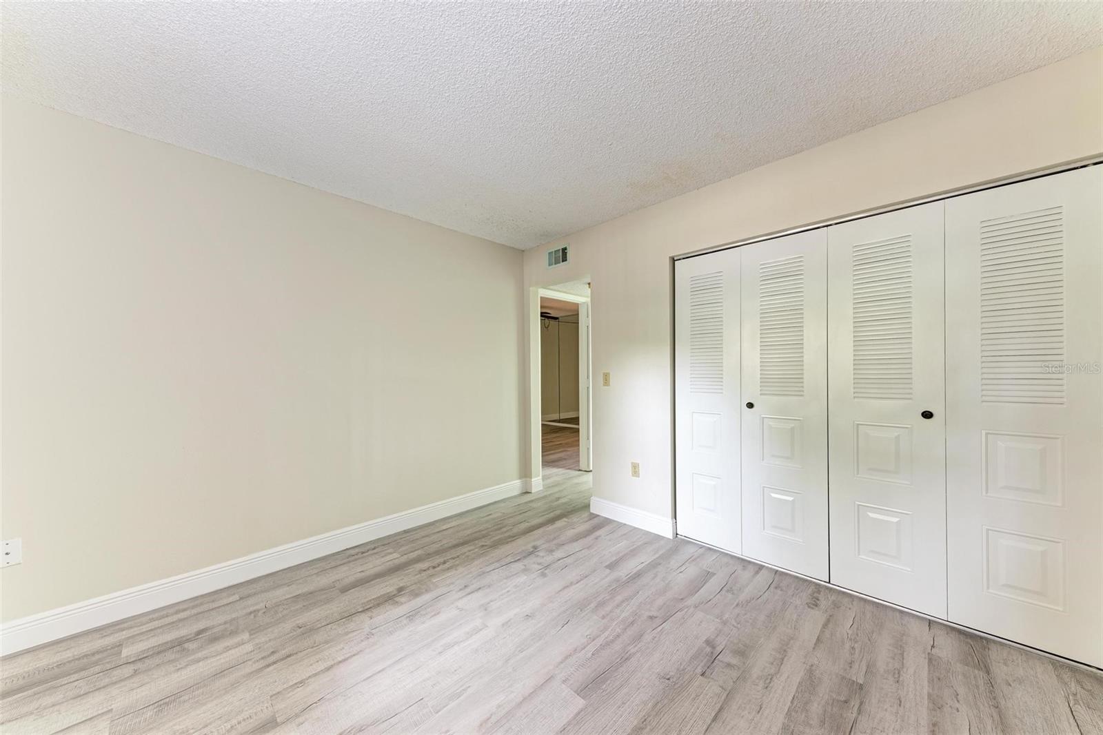 Image 15 of 52 For 425 30th Avenue W C203