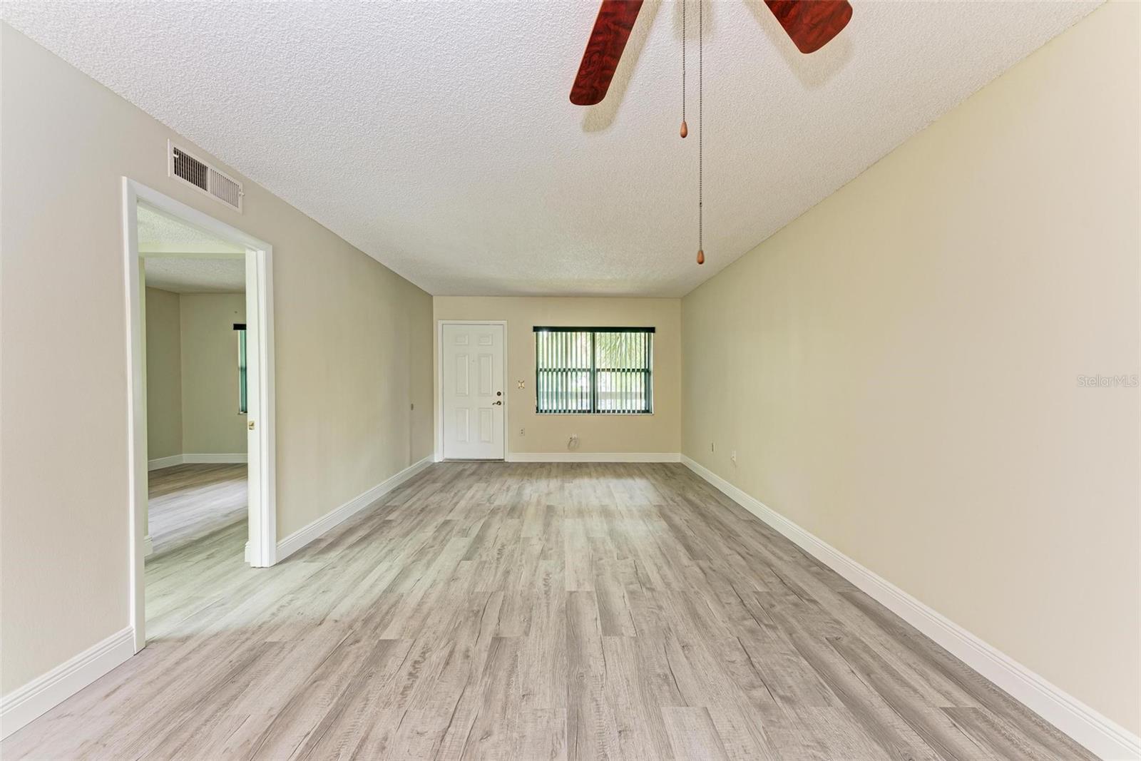 Image 19 of 52 For 425 30th Avenue W C203