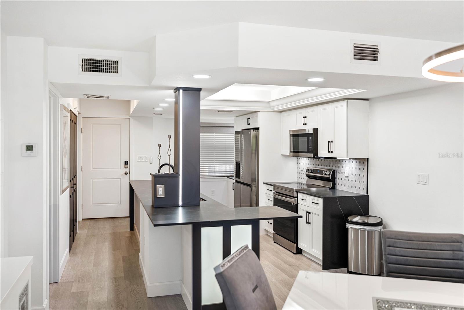 Image 13 of 62 For 204 3rd Street W 201