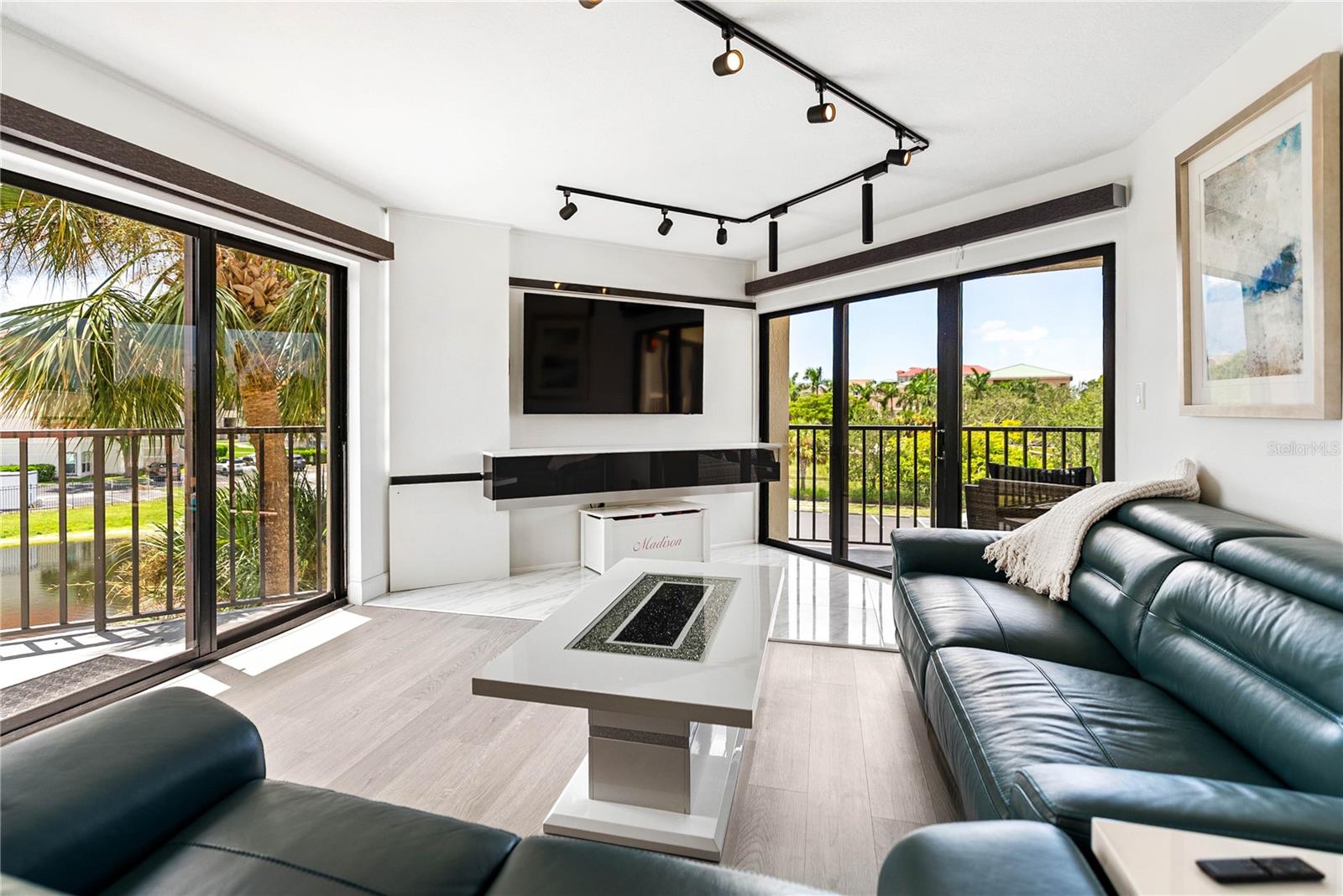 Image 16 of 62 For 204 3rd Street W 201