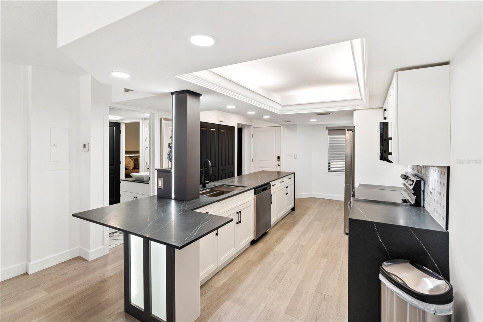 Image 7 of 62 For 204 3rd Street W 201