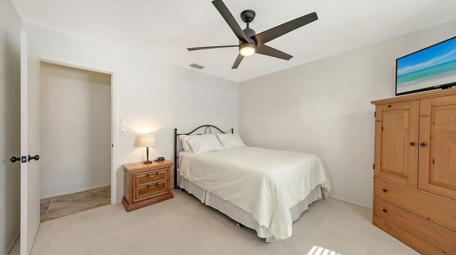 Image 39 of 66 For 6717 Roxbury Drive