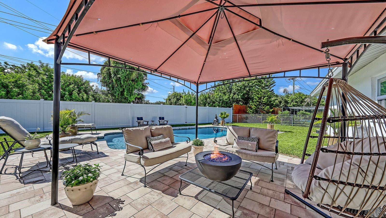 Image 6 of 66 For 6717 Roxbury Drive