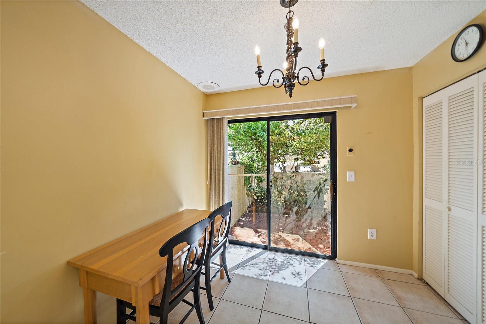 Image 16 of 42 For 4549 Winston Lane N 41