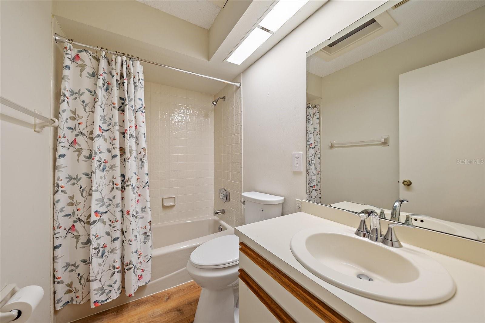 Image 33 of 42 For 4549 Winston Lane N 41