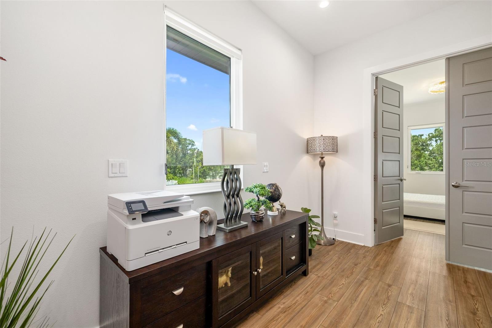 Image 34 of 95 For 2220 Pine Terrace