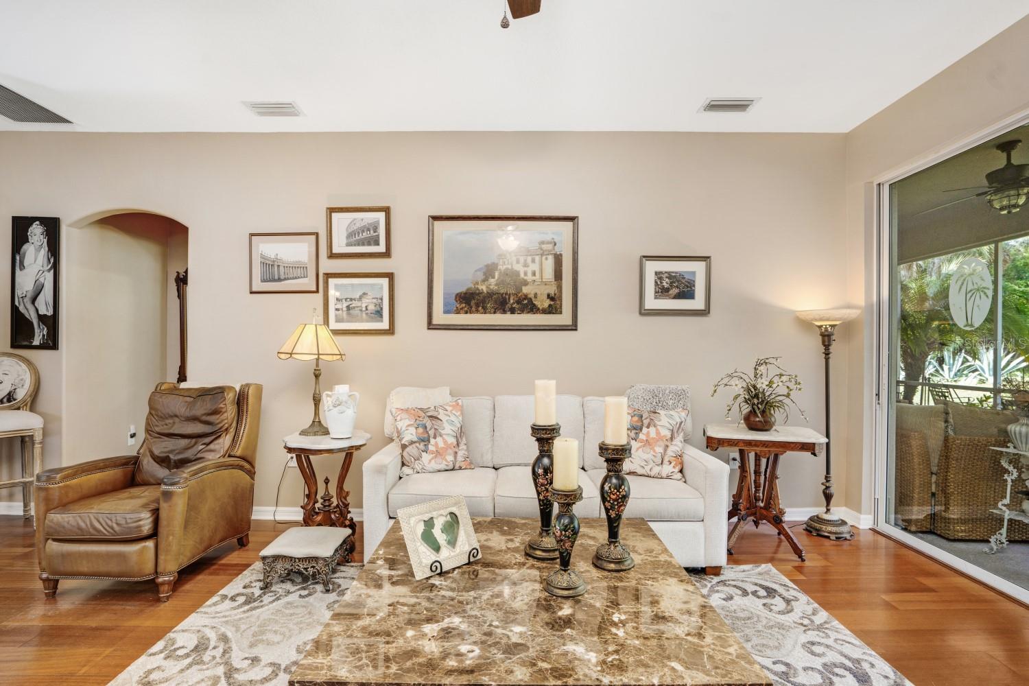 Image 7 of 31 For 8982 Founders Circle