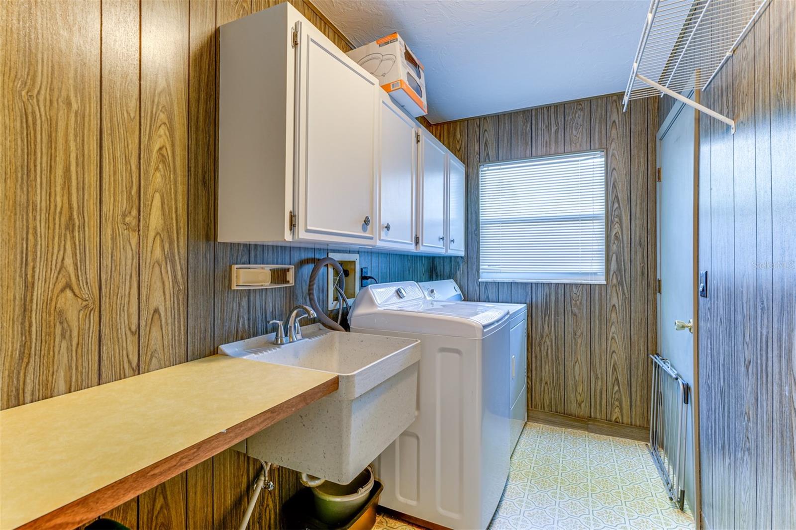 Image 19 of 41 For 1309 Gate Drive