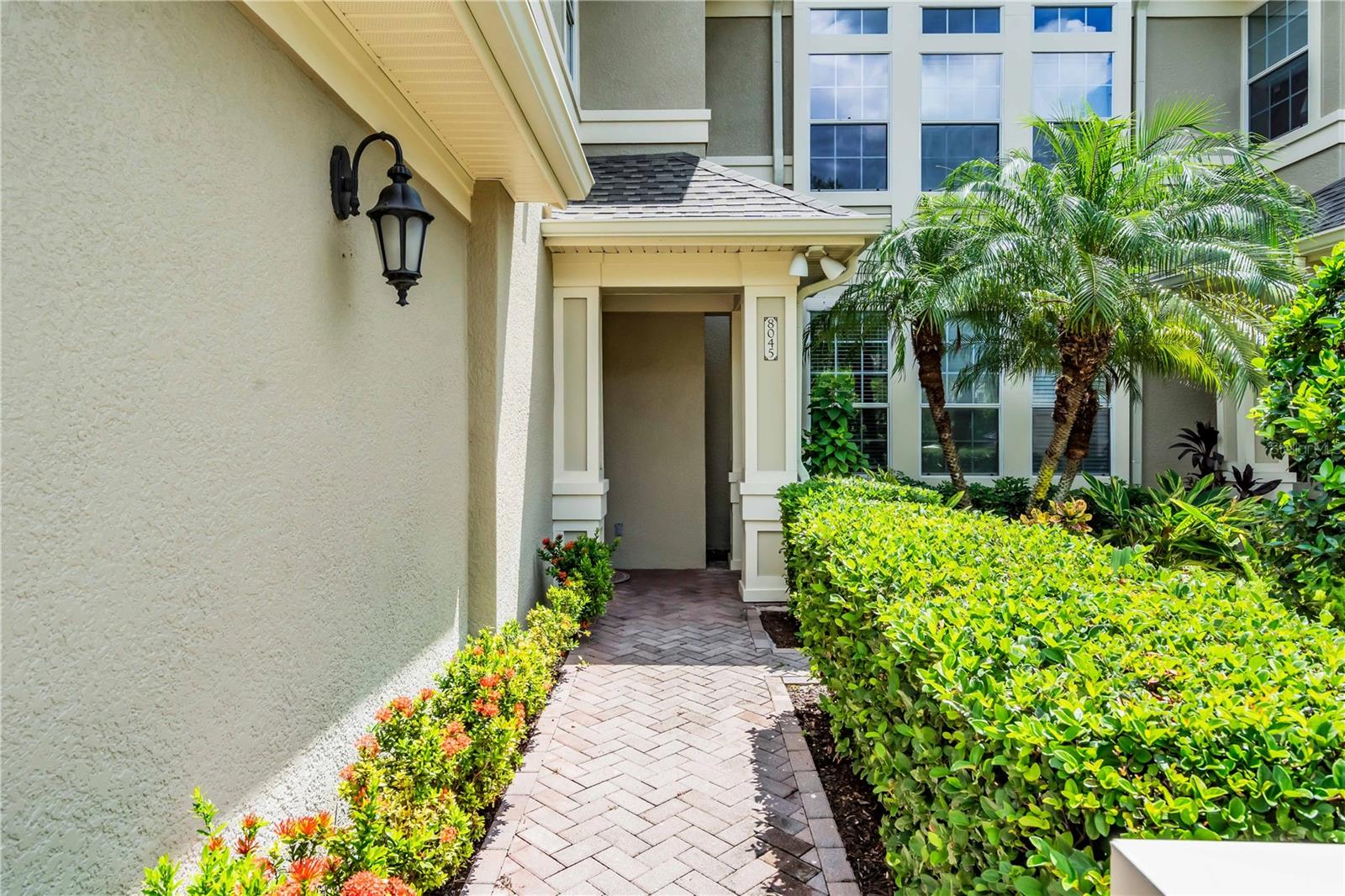 Image 4 of 40 For 8045 Tybee Court 8045