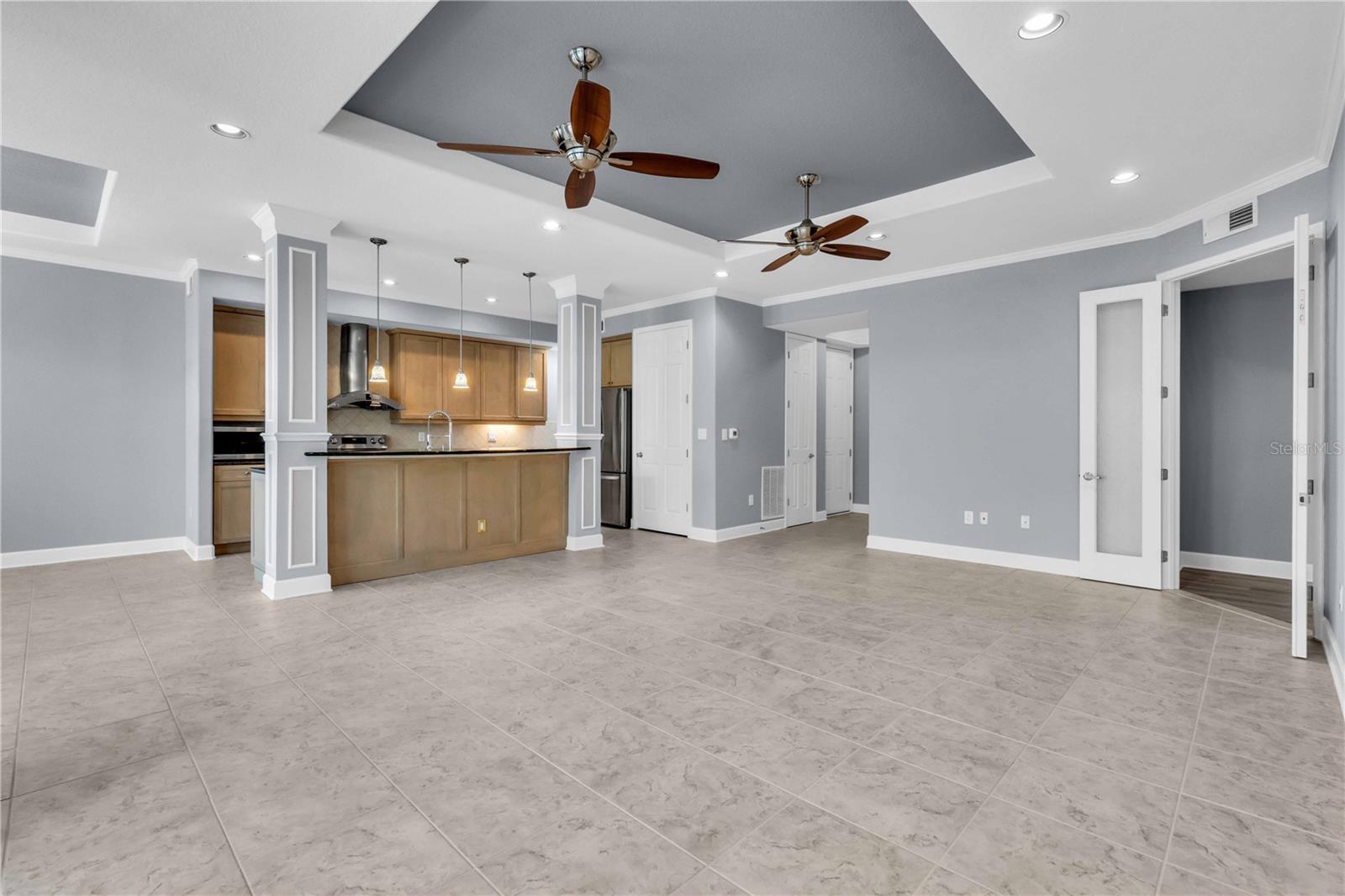 Image 9 of 40 For 8045 Tybee Court 8045
