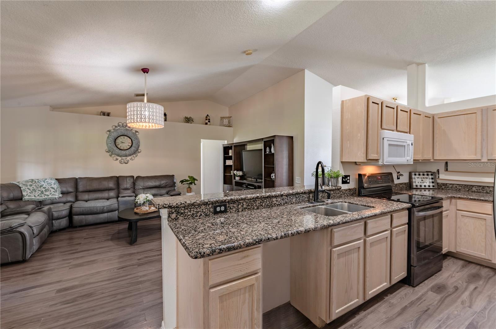 Image 7 of 42 For 4329 Windmill Pointe Drive