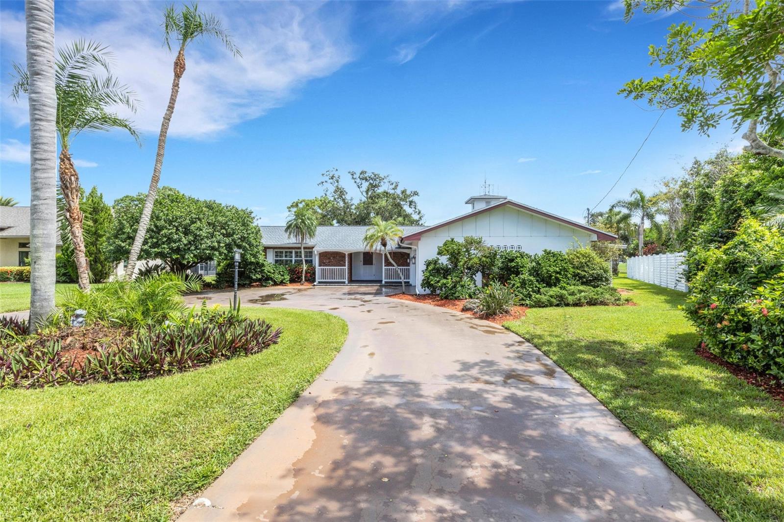 Image 12 of 31 For 5217 Canterbury Drive
