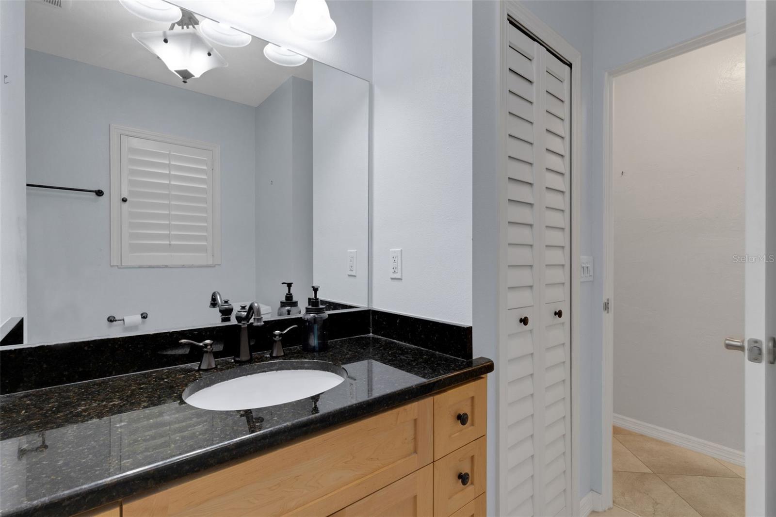 Image 22 of 31 For 5217 Canterbury Drive