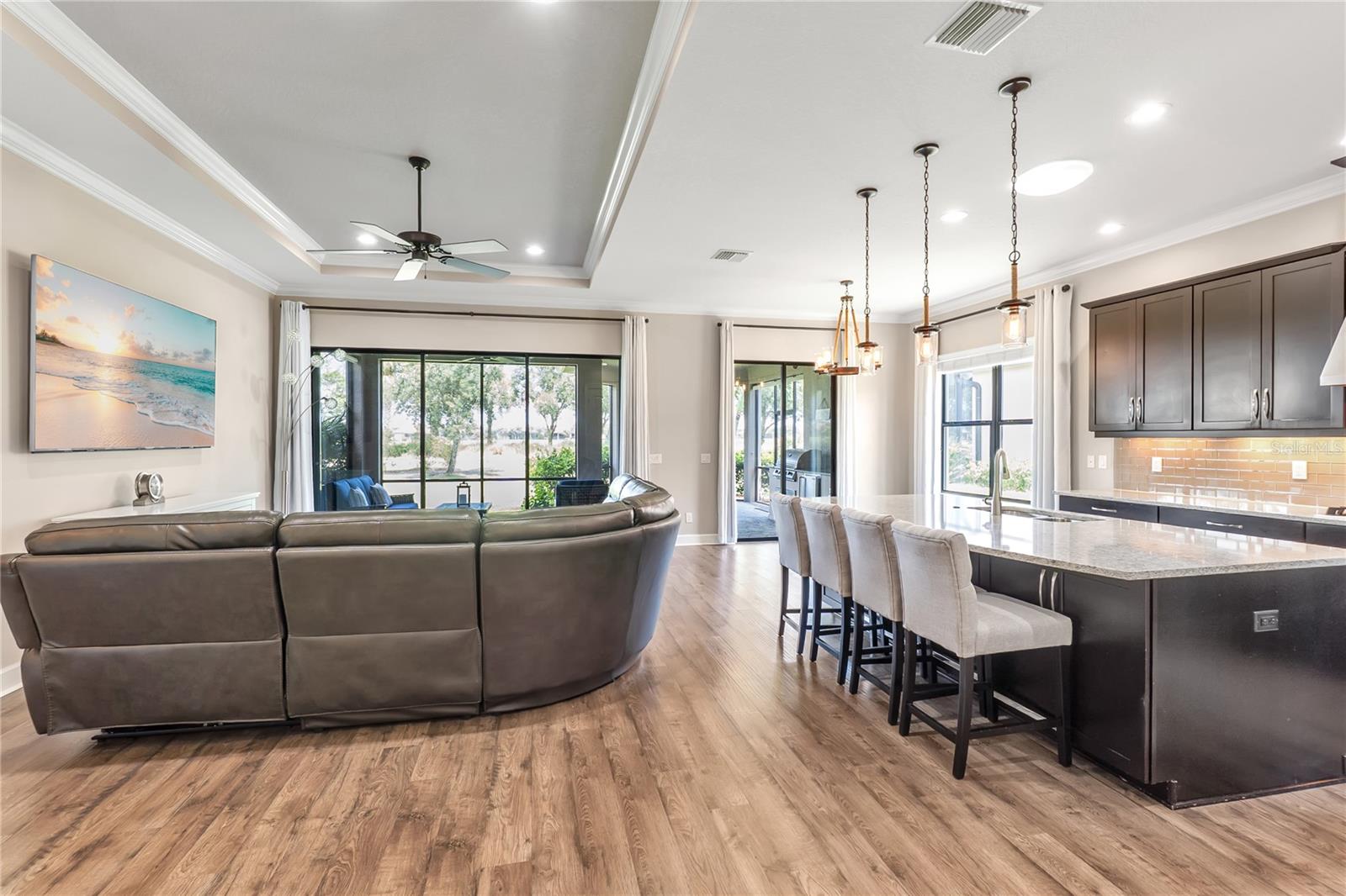 Image 11 of 99 For 5137 Napoli Run