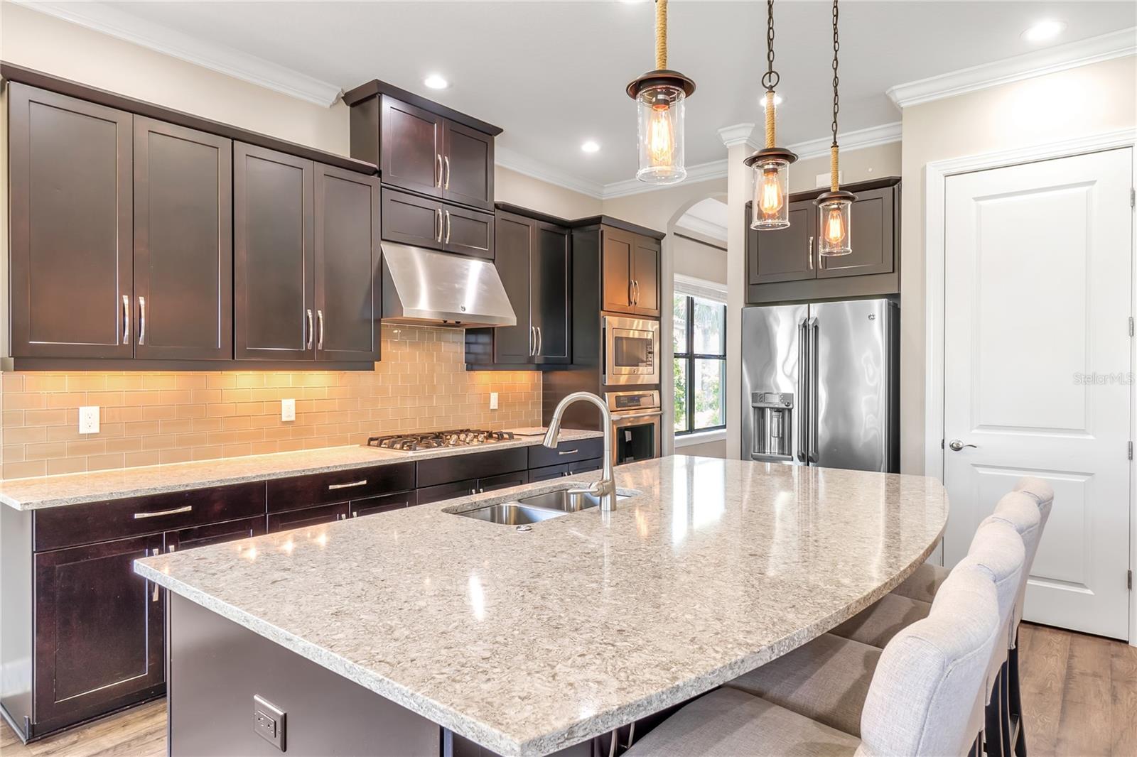 Image 14 of 99 For 5137 Napoli Run