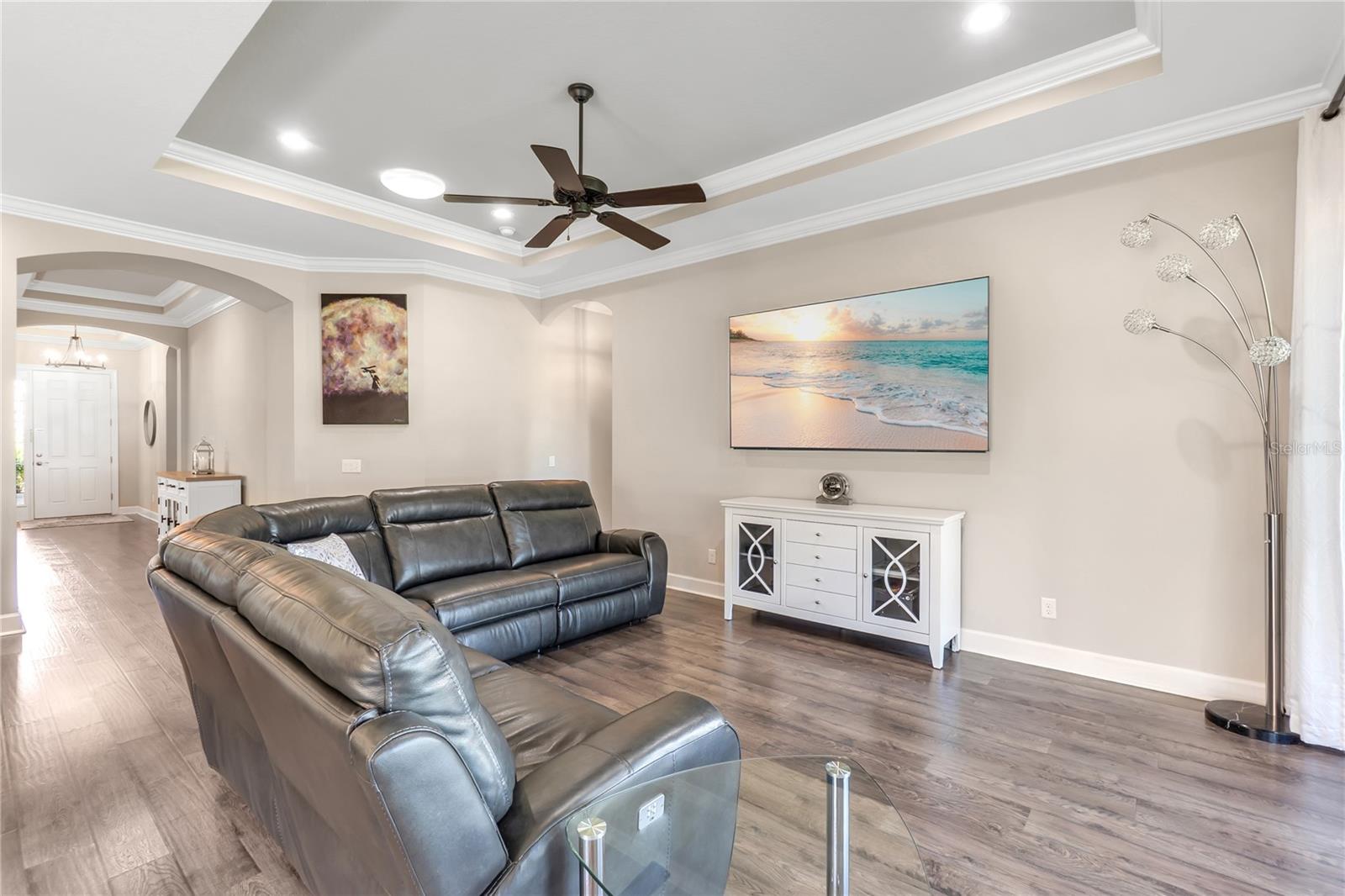 Image 19 of 99 For 5137 Napoli Run