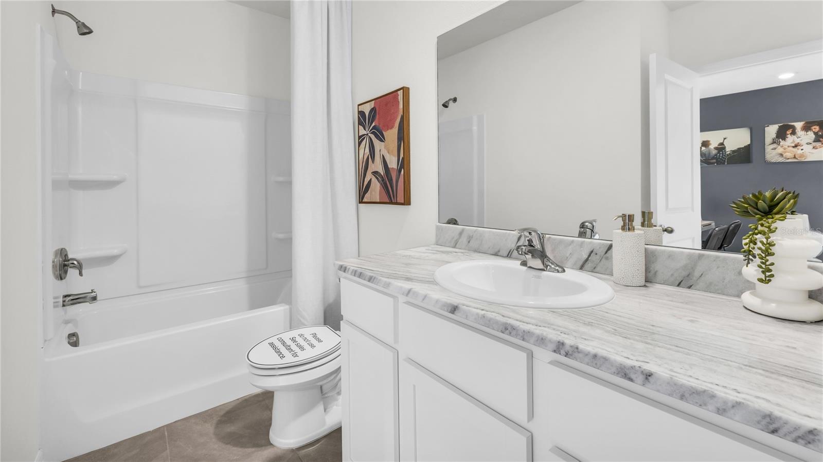 Image 18 of 21 For 11823 Davis Drive