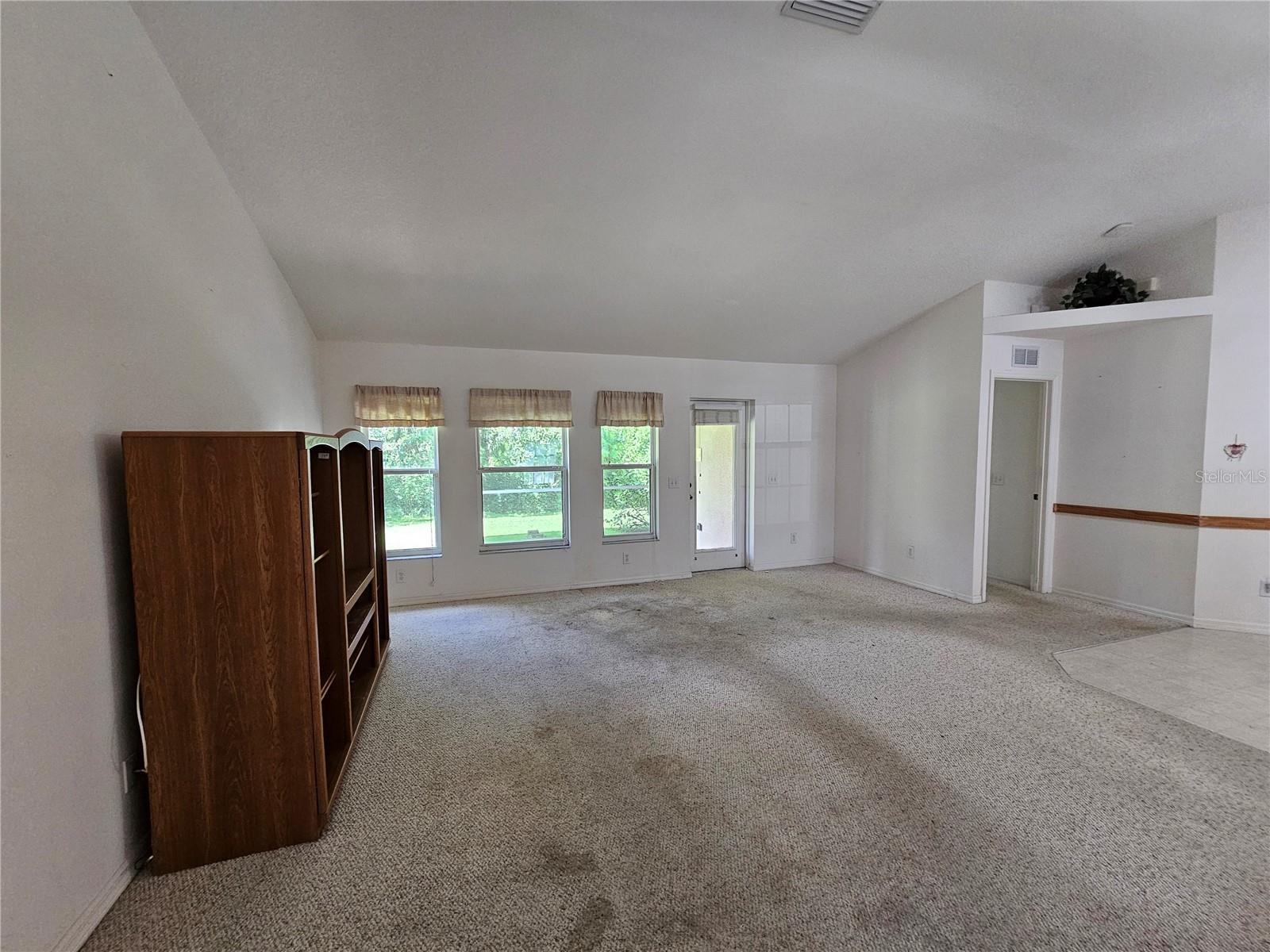 Image 41 of 44 For 206 116th Street E