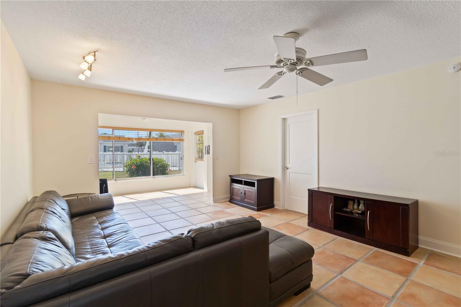 Image 19 of 37 For 9717 Santa Maria Court