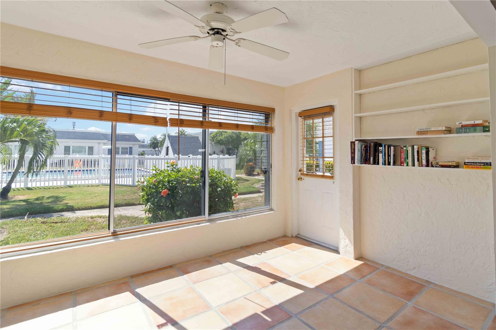 Image 22 of 37 For 9717 Santa Maria Court