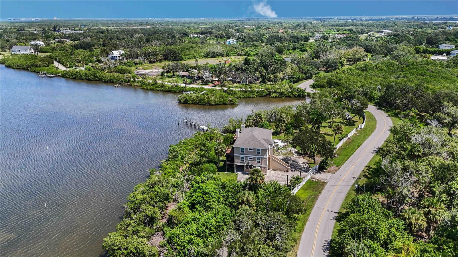 Image 43 of 53 For 1470 Bayshore Drive
