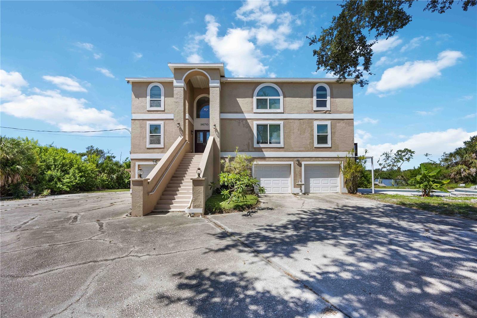 Image 5 of 53 For 1470 Bayshore Drive