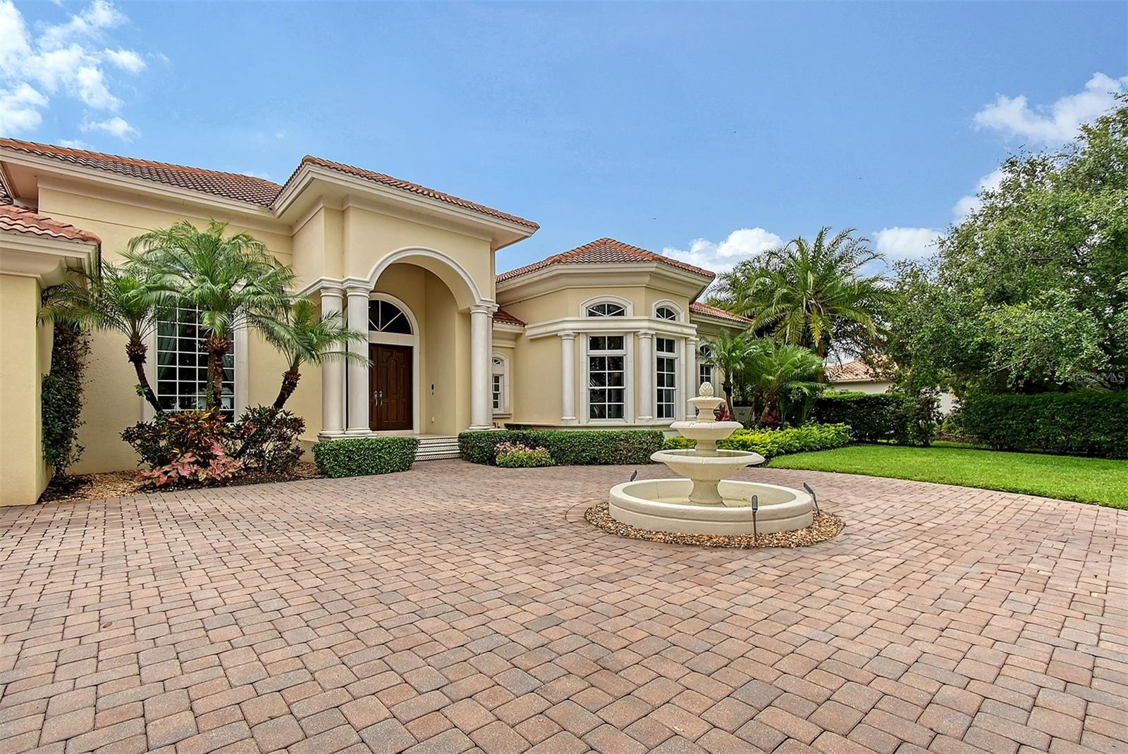 Image 9 of 82 For 3218 Signet Court