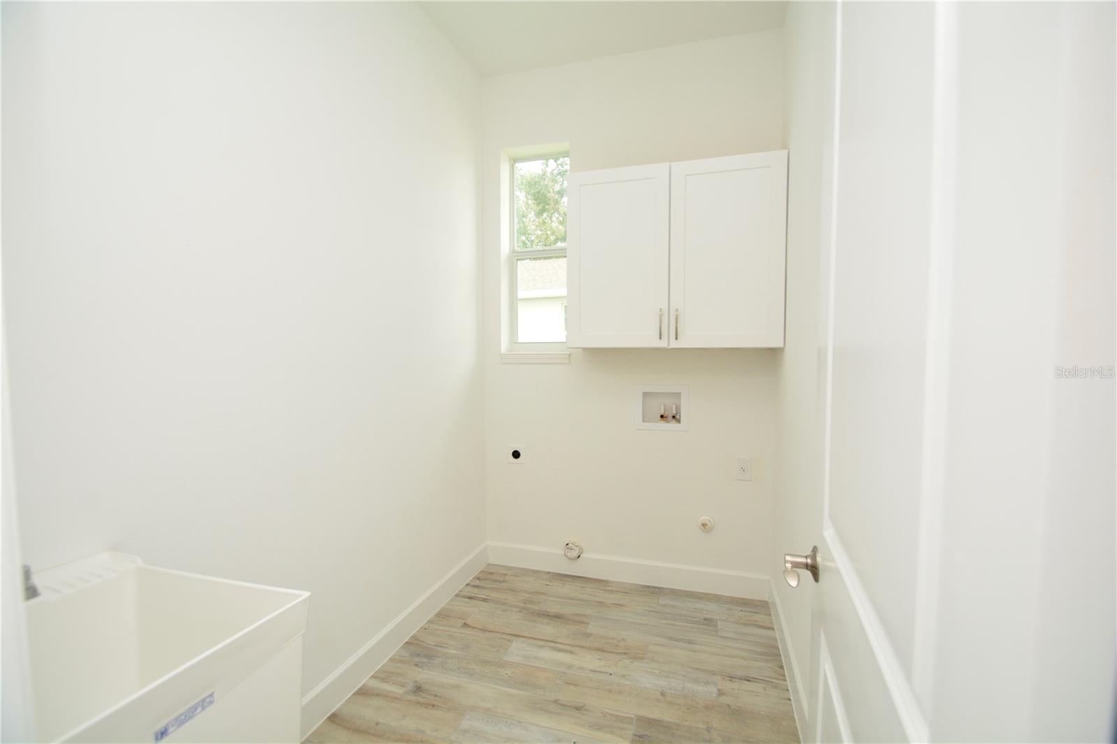 Image 14 of 20 For 8263 Givlic Lane