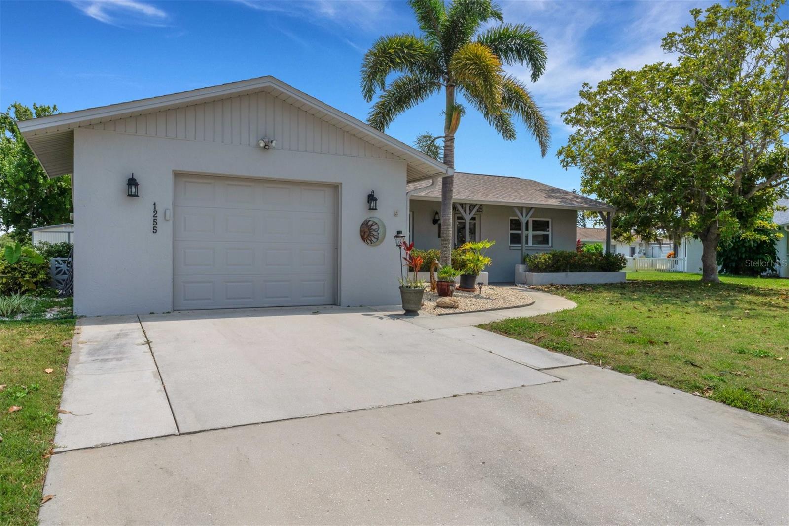 Image 33 of 35 For 1255 Lincoln Drive