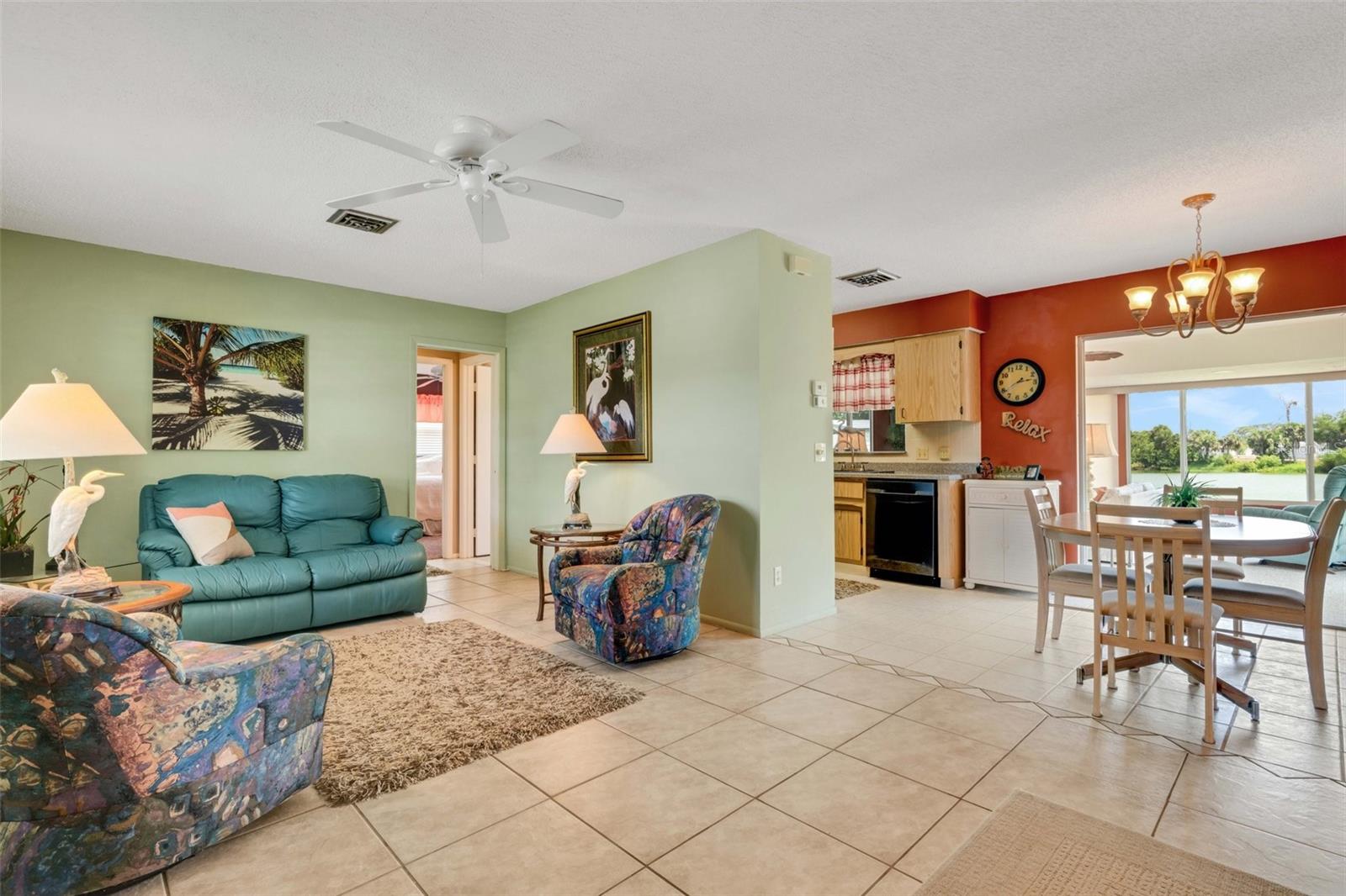 Image 5 of 35 For 1255 Lincoln Drive