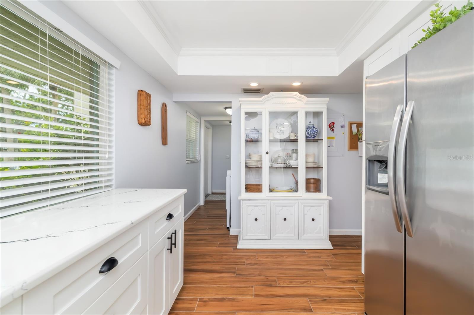 Image 14 of 51 For 6939 Country Club Drive N 161