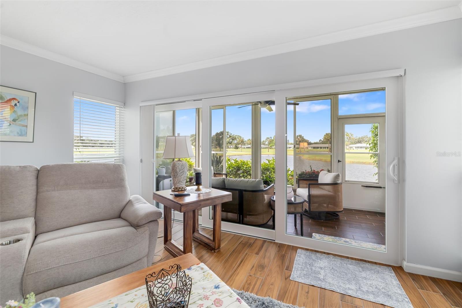 Image 6 of 51 For 6939 Country Club Drive N 161