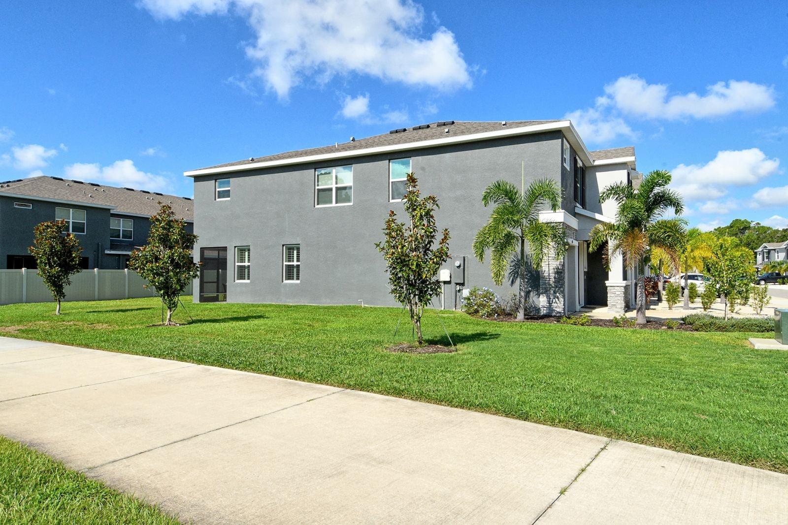 Image 30 of 44 For 6631 Calypso Coral Lane