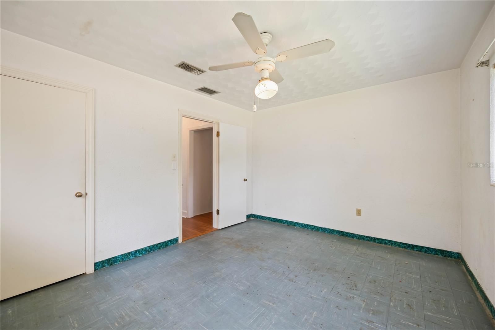 Image 25 of 38 For 1717 8th Street W