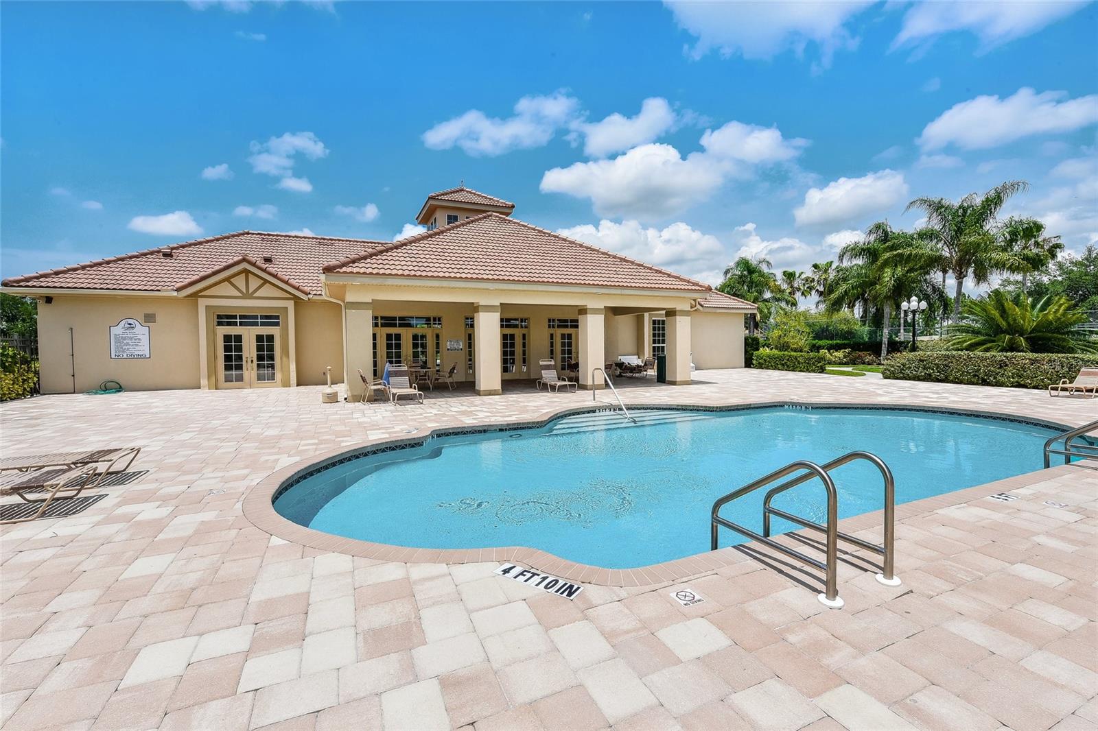 Image 6 of 56 For 8313 Barton Farms Boulevard