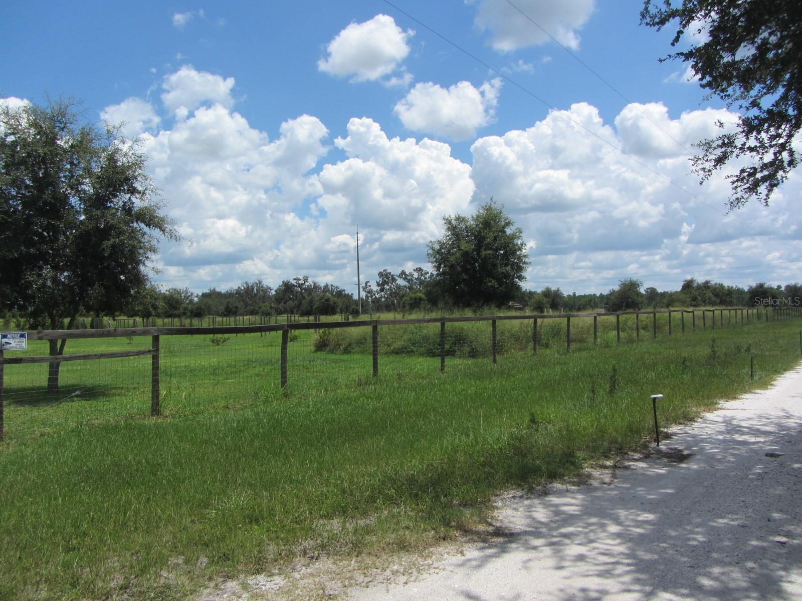Image 20 of 33 For 46365 State Road 64 E