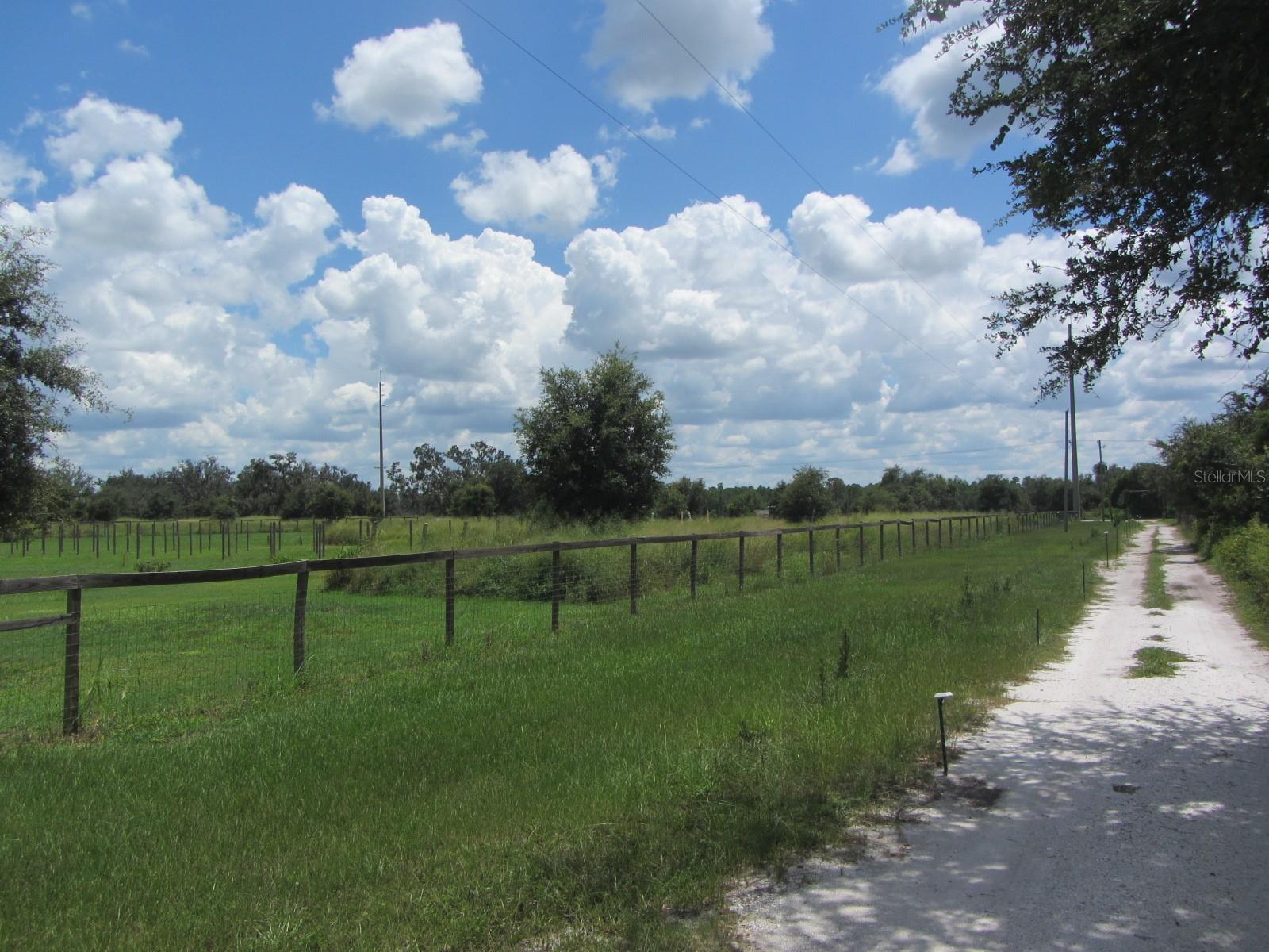 Image 22 of 33 For 46365 State Road 64 E